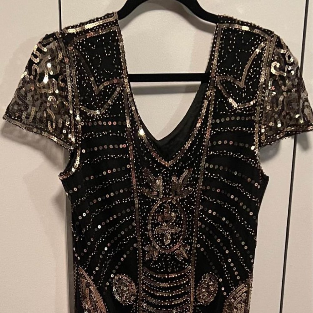 Black and Gold Sequin Flapper/Swing Midi Dress from Blossom Costumes - Size S